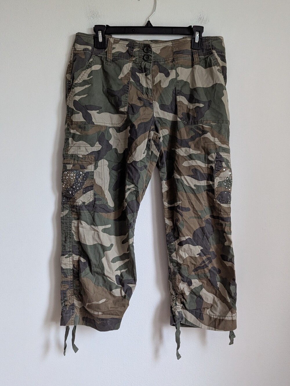 Y2K G.I. Jane Rhinestone Studded Camo Cargo Capris Bratz Lizzy Macguire